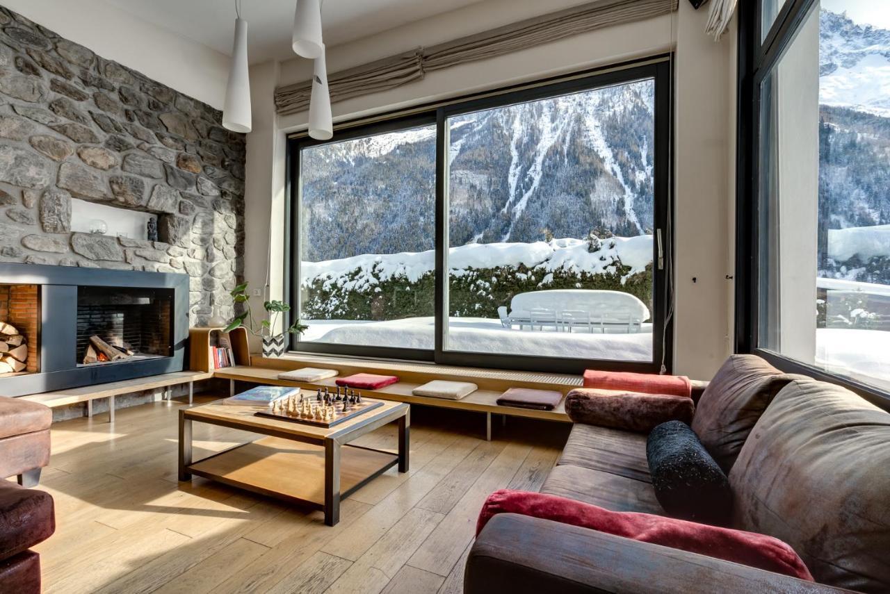 Safari. Face Au Mont-blanc. Chamonix Mont Blanc